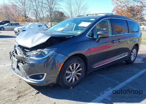 2019 Chrysler Pacifica Touring L from USA, damaged, VIN 2C4RC1BG4KR507765